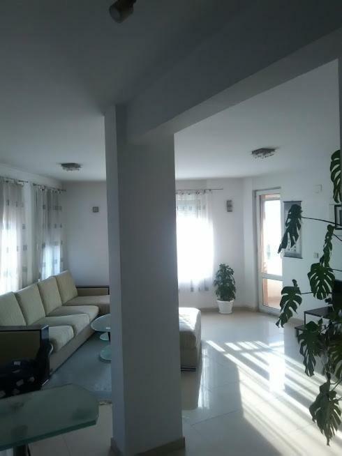 2 Rooms Apartment Plovdiv Kichuk Paris Exterior foto