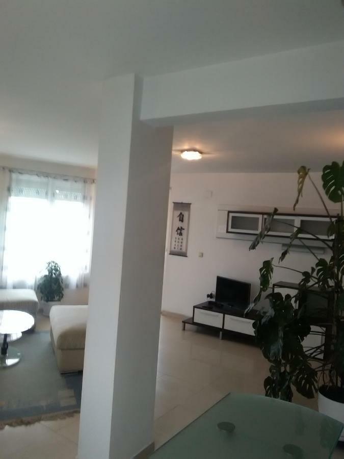 2 Rooms Apartment Plovdiv Kichuk Paris Exterior foto
